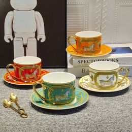 Tasses soucoupes en céramique café soucoupe ensemble créatif Simple bureau à domicile après-midi fleur thé avec plateau cadeau à boire