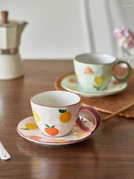 Tasses Saucers Soucoupes de café en céramique Set Ins Fruit Floral imprimé à la main style nordique 240 ml