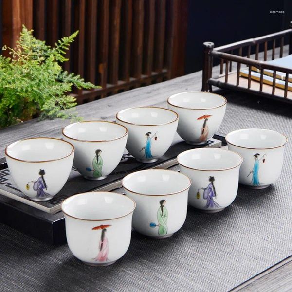 Tasses Saucers en céramique haut de gamme peint à la main pour dames tasse de thé en porcelaine blanche à la main