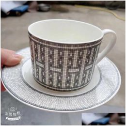 Tazas Platillos Clásico Europeo Hueso China Café Y Vajilla Platos Platos Juego De Té De La Tarde Cocina Casera Con Caja De Regalo Drop Deli Dhit1