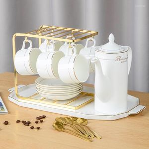 Tassen, Untertassen, Kaffeetasse, europäischer Keramik-Tee, ein Set mit 6 Tellern, Löffeln und 1 Halterung.
