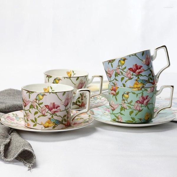 Tasses Saucers Creative Bos China Set European Café Caxe English Pastoral Ceramic Afternoon Tea Fleur noire