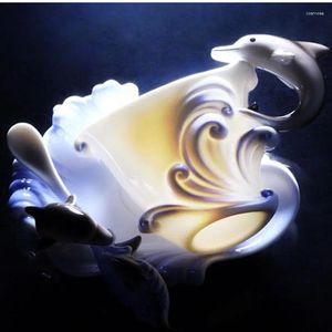 Tasses Saucers tasse de dauphin mignonne avec cuillère de soucoupe ensemble 3D créatic-café petit déjeuner de milkin