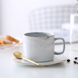 Kopjes schotels laten marmeren koffie melkkop afternoon tea -set keramisch goud en thuis ontbijt drinkware theekopje