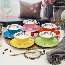 Cups schotels Engeland Bone Chinacoffee Cup Vintage Flower Ceramic en Set Countryside Style theekopje AFetrnoon Tea Party Drinkware