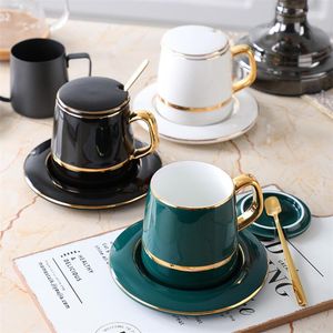 Tasses soucoupes tasse à café en céramique de luxe européen léger avec couvercle soucoupe et cuillère ensemble créatif petit déjeuner lait tasse bureau à domicile après-midi tasse à thé