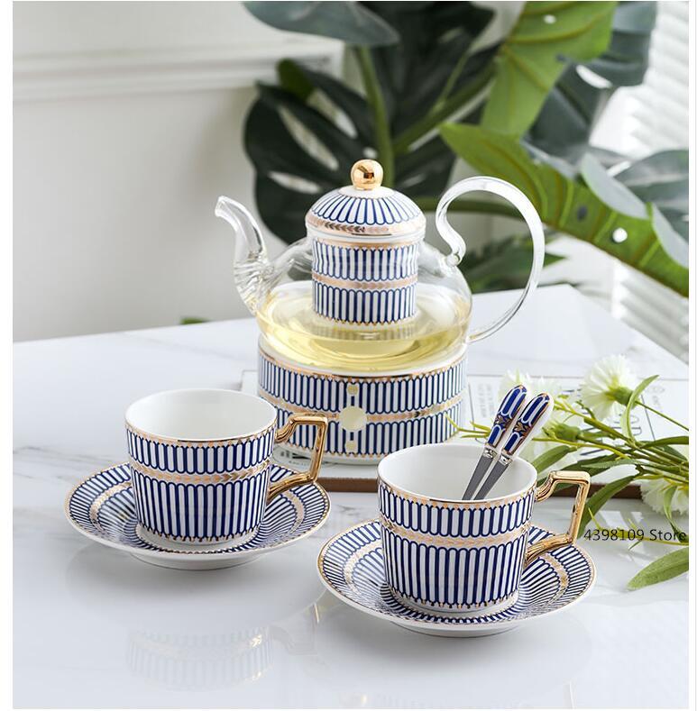 Tazze Piattini Teiera in stile europeo Bone China Set di piattini per tazze da caffè Ceramica a strisce dipinte a mano Tè pomeridiano inglese Bere