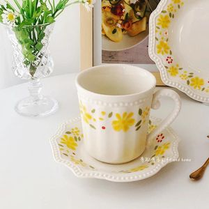 Kopjes schotels Franse ins insische pastorale stijl Little Yellow Flower Coffee Cup Set keramische geurende theemok voortreffelijke kralendessertplaat