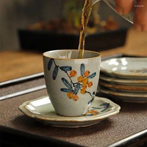 Tasses Saucers peintes à la main loquat chinois Pottery the tasse réglemente le bol de fruits de thé pour cérémonie vintage tasse de thé
