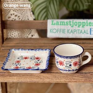 Kopjes schotels met de hand geschilderd met schotel keramische kop porseleinen thee aardewerk drinkweergerei koffie mok wijn mokken