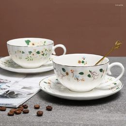 Tasses Saucers Ins Ceramic Coffee Set Flower Match Gold Painting Classical British Afternoon Tea 250ml