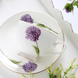 Kopjes Schoteltjes Ins Europese Stijl Bone China Keramische Koffie Thee Kop En Plaat Set 250 ml Britse Koreaanse Bloem patroon Mokken