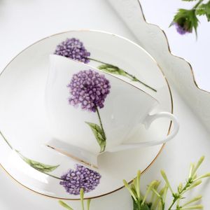 Tasses et soucoupes de Style européen en porcelaine, ensemble de tasses et d'assiettes à café et à thé en céramique, tasses à motifs de fleurs britanniques et coréennes de 250ml