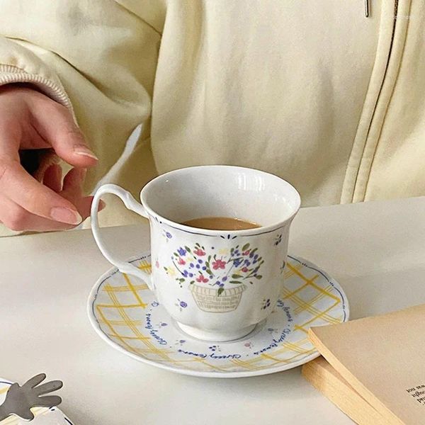 Tasses Saucers style coréen vintage gold fleur fleur céramique western dinge plaque tasse de café et soucoupe l'après-midi ensemble de thé