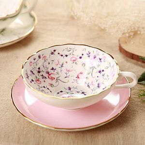 Cups Saucers Lotus Leaf Style Classic Hand Made Ceramic Coffee Cup en Saucer Set Bone China met cadeau voor vrienden TC236