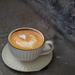 Cups Saucers Luxe Espresso Coffee Cup Origineel ontbijt Viatage Mok Services Bot China Kahve Fincan Takimlari Porselein servies