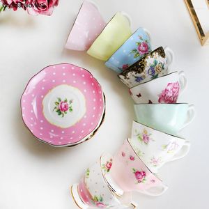 Tazas platillos de lujo Tangshan Bone China taza platillo juego de café de cerámica inglés europeo té de la tarde taza americana leche
