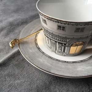 Kopjes schotels Noordse botgouden raam retro Swan Castle Classic Wind Coffee Cup Home Decoratie Lunch Tea