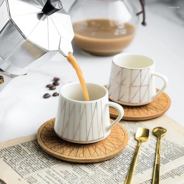 Tasses Saucers Nordic Ceramic Line Striped Coffee tasse avec Dish Bamboo Creative Mini Sauce à thé et boisson à la cuillère