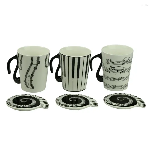 Tasses Saucers nouveauté créative de musique de musique blanche notes de piano clavier piano en porcelaine en porcelaine avec cadeau de couverture
