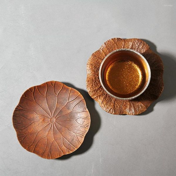 Tazas y platillos de estilo antiguo, bandeja de té con diseño de hoja de loto de cobre rojo, taza antiredonda para el hogar, oficina, accesorios de té