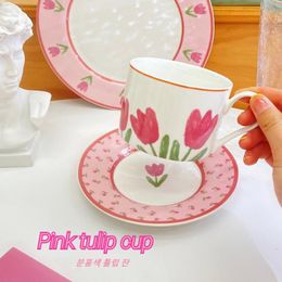 Kopjes schotels roze tulpenpatroon keramiek koffiekopje set hoge temperatuur hitte weerstandaard theekop huisplaat ontbijt melk mok vintage cupware