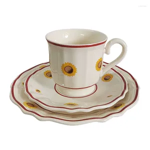 Tasses Soucoupes Tasse de café en céramique de tournesol et soucoupe Retourne l'après-midi Assure de jeu de thé l'après-midi