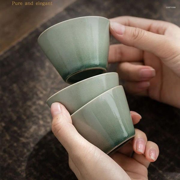 Tasses Saucers tas tasse en céramique tasse tasse de pin glaçage vert trompette buvant une seule bouche large large bouche chinoise kongfu set