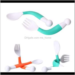Tazas utensilios alimentar a ni￱os para beb￩s entrega de ca￭da de maternidad 2021 Flexible cuchara para beb￩s Juego de horquilla de ni￱os ajustables platos de aprendizaje