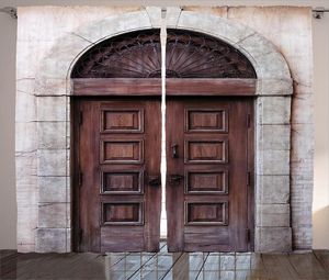 Gordijn gordijnen bruine room rustieke gordijnen gebogen houten Venetiaanse deur met Oost-Koninklijke Ottomaanse elementen Europees cultuurvenster