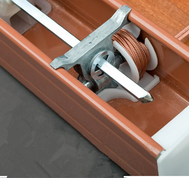 Gordijnstokken Kantelmechanisme voor houten jaloezieën van 50 mm of 38 mm met hoog profiel hoofdrail 231010