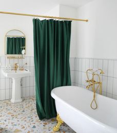 Rideaux Ensemble de rideau de douche double couche en velours nordique, tissu imperméable perforé gratuit, rideau chaud pour salle de bain, douche, salle de bain