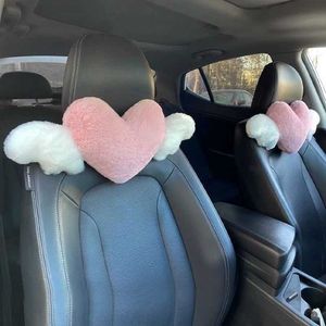 Kussen/decoratief auto hoofd nek schattige cartoon liefde hart achter taille rugleuning kussen auto-interieur decoratie