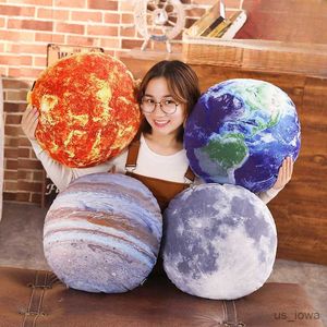 Kussen/decoratief schattig planeetvormig kussen met realistische 3D-aarde en maan-ontwerp knuffel Jupiter Rest Star Doll