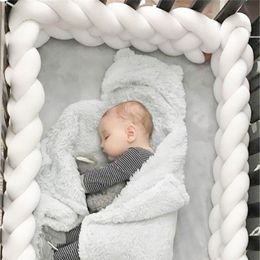 Cojín/almohada decorativa parachoques de cama de bebé 4 hebras anudadas trenzadas 1/2/3M cuna algodón nudo Protector decoración RoomCushion/decorativo