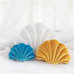 Coussin oreiller décoratif amour présent en toison molle et coquille de mer fraîche de forme de mer chaude canapé de voiture à la maison