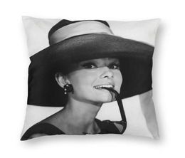 CushionDecorative Pillow Cool Audrey Hepburn Case Home Decoratieve 3d Twee Side Gedrukte kussenomslag voor woonkamer8658576