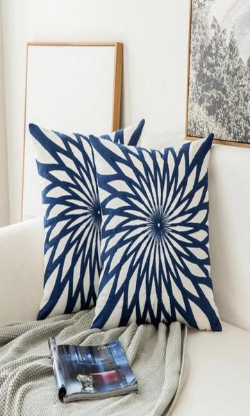 Almohada de almohada de cojadora Almohada azul marino azul de almohada de algodón lienzo bordado de lana geométrica cojín de dormitorio 4545cm4526863
