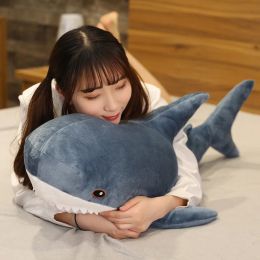 Kussens 140 Nieuwe pluche haaienspeelgoed zacht knuffeldier Rusland Shark plush speelgoed kussenkussenpoppen simulatie pop voor kinderen verjaardagscadeaus