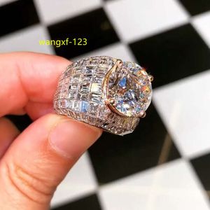 Aangepaste 10k Solid onzichtbare instelling Mens luxe Hip Hop Iced Out d kleur Emerald Baguette Cut Vvs Moissanite Ring voor mannen