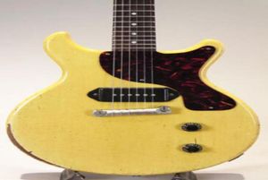 Aangepast 1959 Junior DC TV Yellow Cream Relic Electric Guitar One Piece Mahonie Body Neck Wrap Arround Tailerpiece P90 Dog Ear P9659616