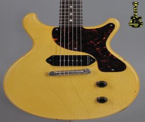 Custom 1959 Junior DC TV TV Yellow Cream Relic Guitare électrique One Piece Mahogany Corps P90 Dog Over Pickup Wine Red Pearlod1835046