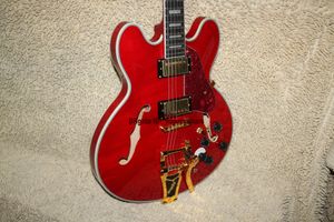 Custom 335 jazz gitaar rood met tremolo systeem elektrische gitaar gouden hardware ebbenhouten toets hoge kwaliteit groothandel gitaren A11119