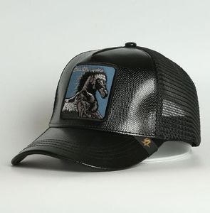 Capas de béisbol de 5 paneles personalizadas Horse Bordery Mesh Trucker Hat1137249