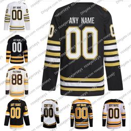 Custom Bruins 2023-24 Brad Marchand David Pastrnak Patrice Bergeron Charlie Coyle Charlie McAvoy James van Riemsdyk Pavel Zacha Heren Dames Jeugd 100TH Hockey Jerseys