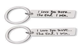 Aangepaste paar sieraden sleutelhanger I LOVE YOU MORE THE END I WIN RVS Charme Keyring Valentijnsdag Cadeau Man Vrouw Gift2900645