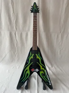 Guitare électrique personnalisée avec finition camouflage vert en forme de V