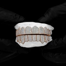 Aangepaste Grillz 925 sterling zilveren handinstelling Iced Out VVS ronde geslepen Moissanite Grillz