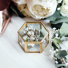 Aangepaste zeshoekige glazen ringdoos geometrische heldere sieraden opbergdoos eeuwige bloemringhouder doe -het -zelf delicate bruiloftdecoratie