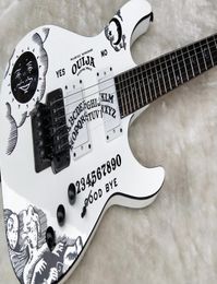 Custom KH2 2009 OUIJA WHITE KIRK HAMMETT Signature Guitare Electric Headstock Ebony Forfard Floyd Rose Tremolo Acti8900642